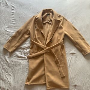 Women’s trench coat